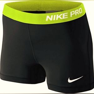 Nike Pro shorts M